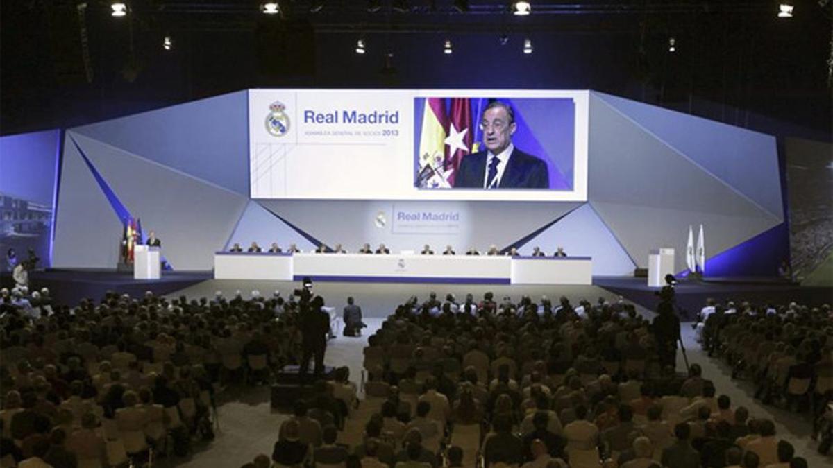 Florentino Pérez afronta una Asamblea más complicada que la de 2013