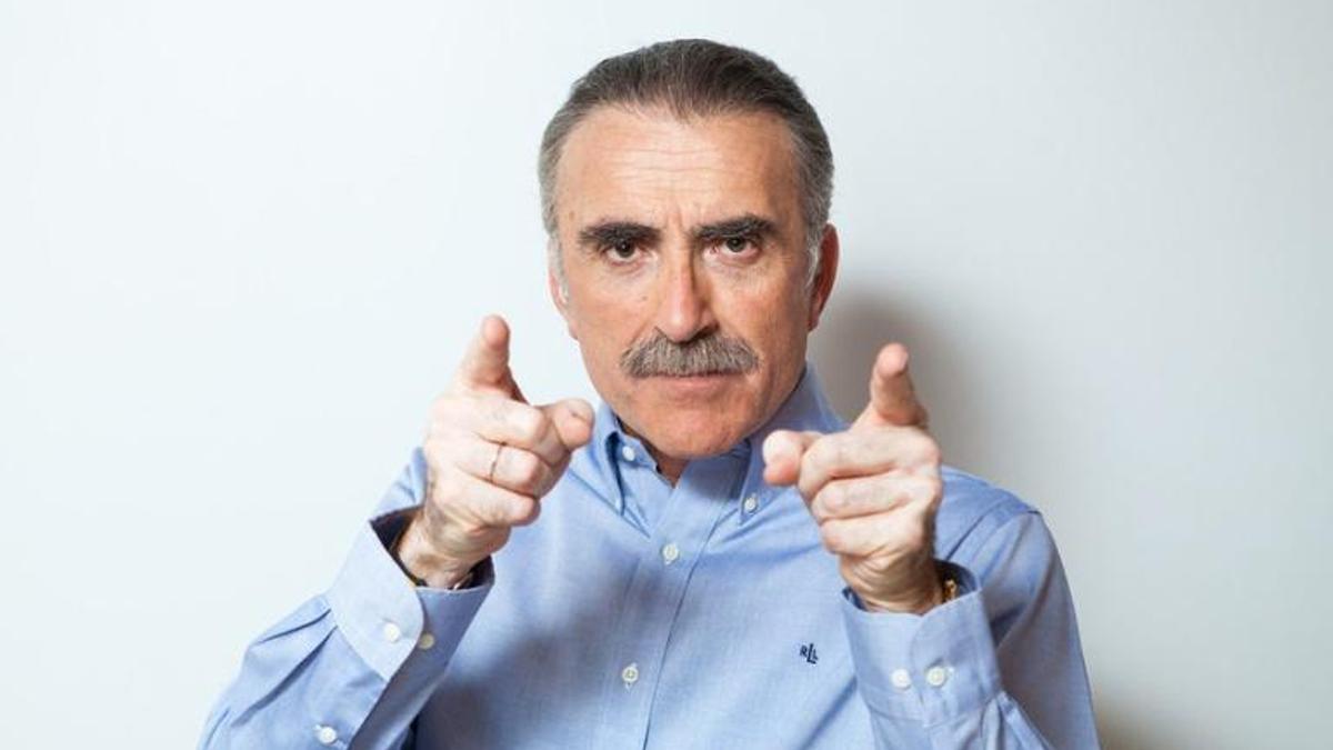 Juan y Medio.