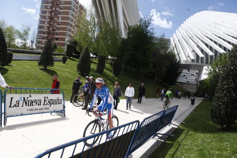 Carthy gana la primera etapa de la Vuelta a Asturias