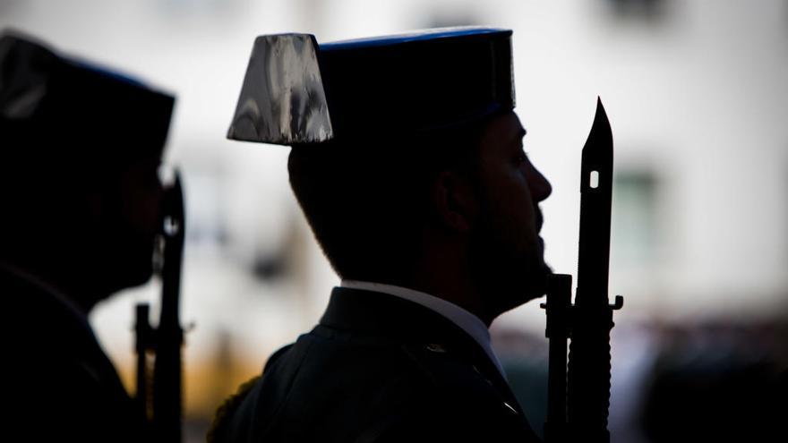 El Consell pagará cursos de valenciano a policías nacionales y guardias civiles