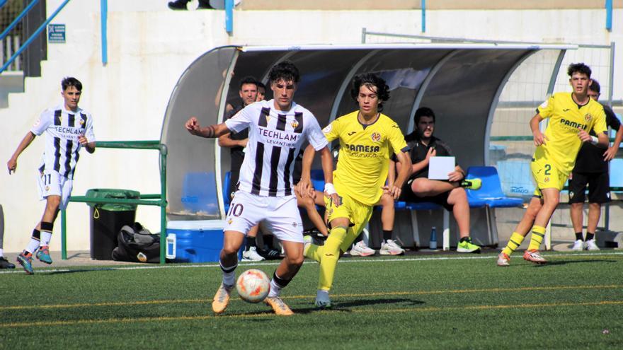 La Crónica | El juvenil A del Castellón continúa en alza tras derrotar al Villarreal B en el Marquina (3-1)