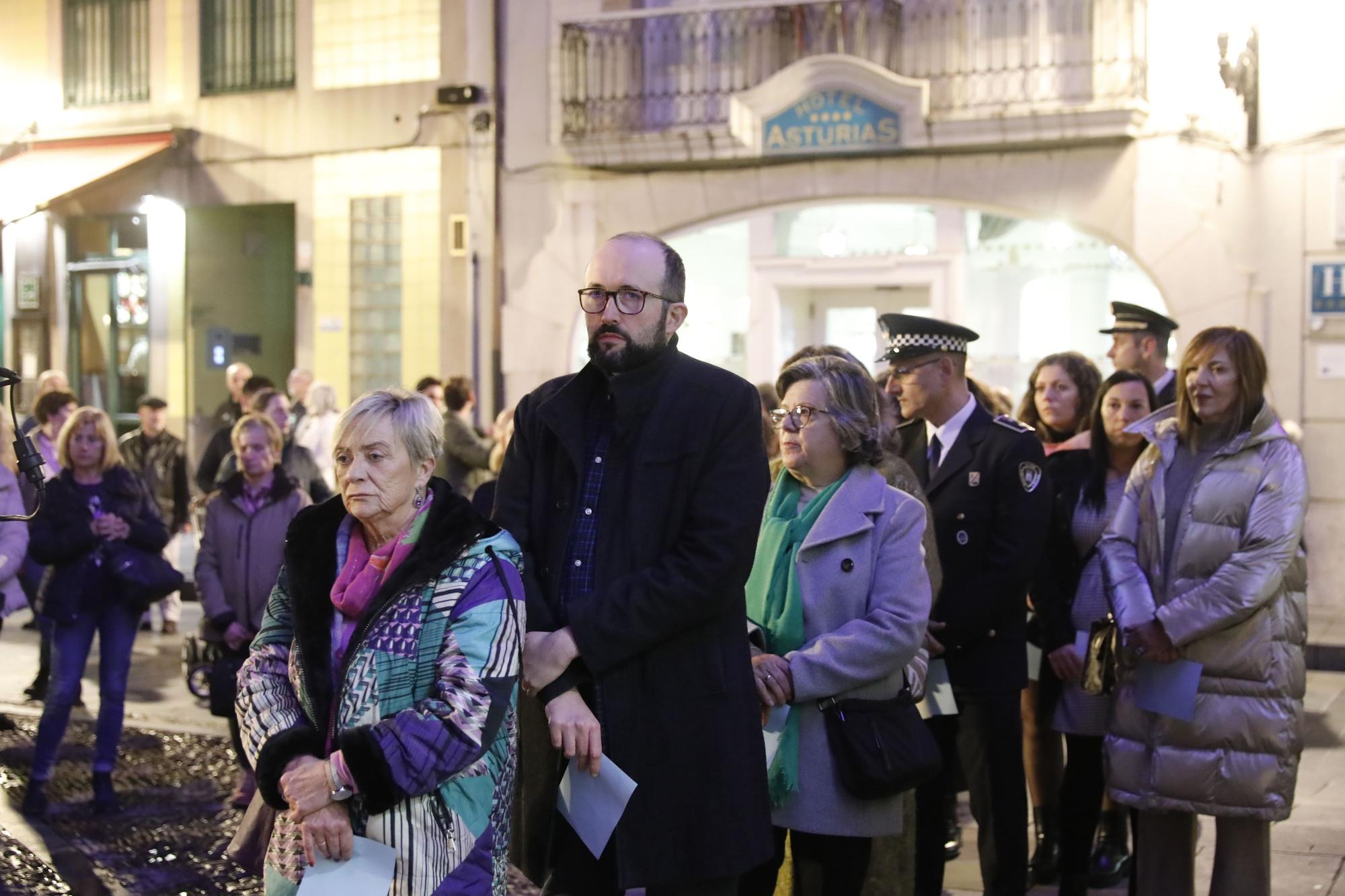 En imágenes: Gijón se cita en la plaza Mayor por el Día Internacional de la Eliminación de la Violencia contra las Mujeres