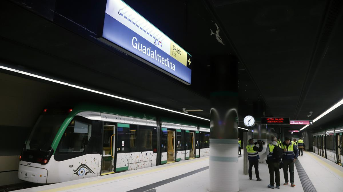 Vista del interior de la nueva estación de Guadalmedina del Metro de Málaga.