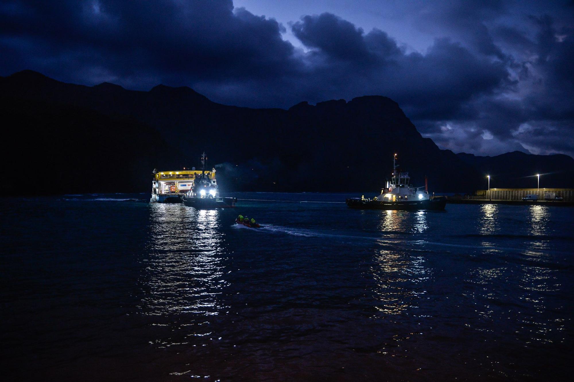 Nuevo intento infructuoso para desencallar el ferry en Agaete