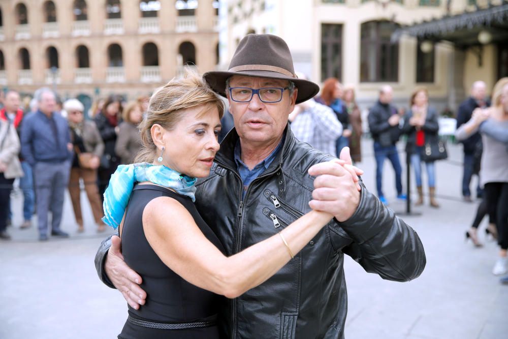 Tango en el vestíbulo de la Estación del Norte