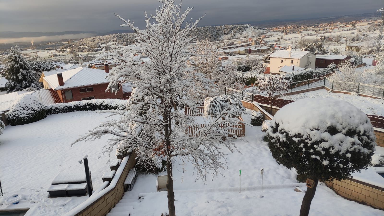 Neu aquest matí de dilluns a Berga