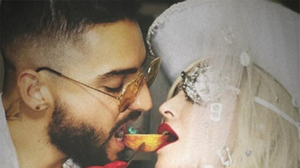 Maluma y Madonna a punto de besarse