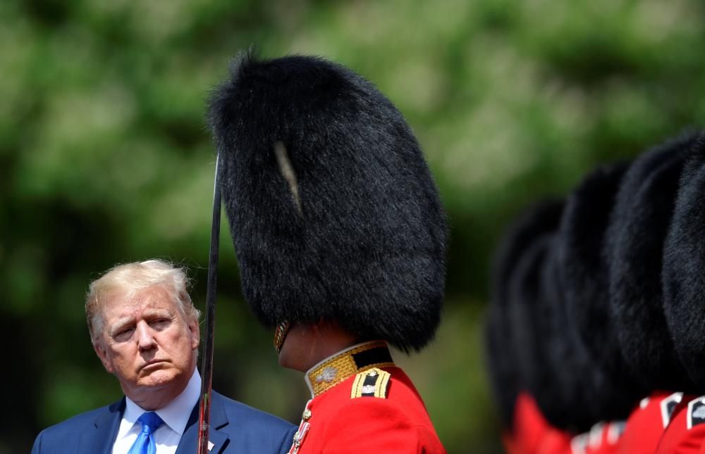 Isabel II recibe a Trump