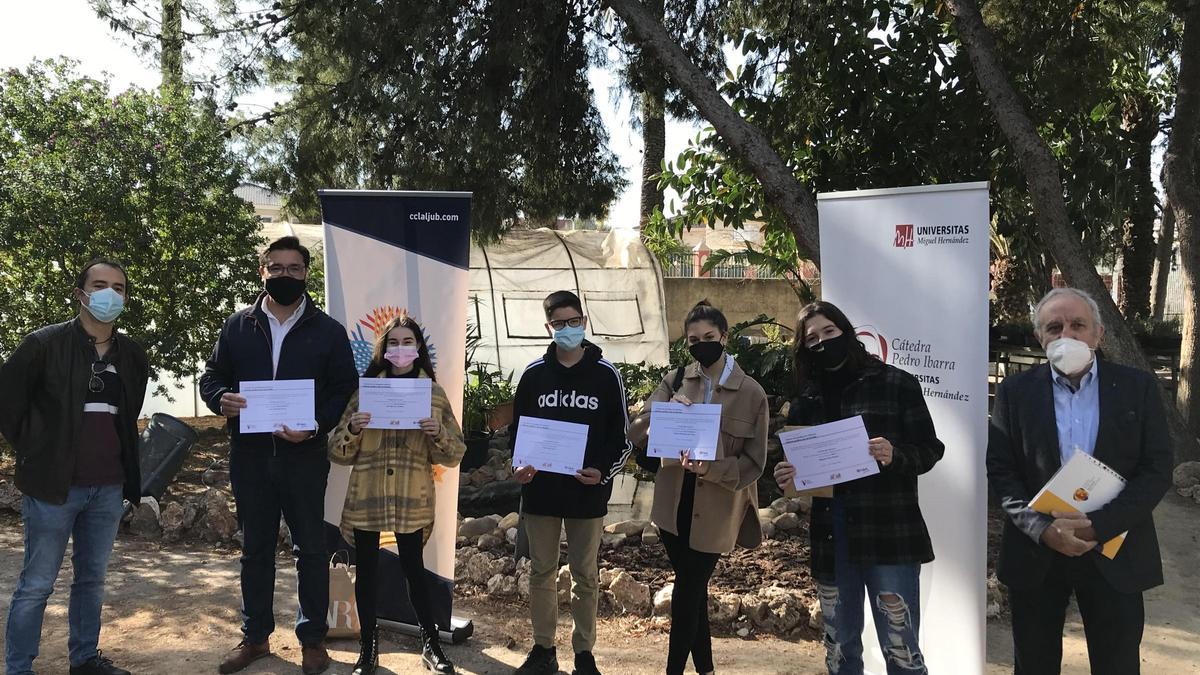 Los ganadores del certamen fotográfico y familiar organizado por la UMH de Elche