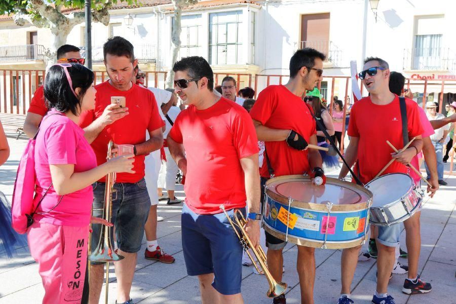 Las peñas inician las fiestas en Fuentesaúco