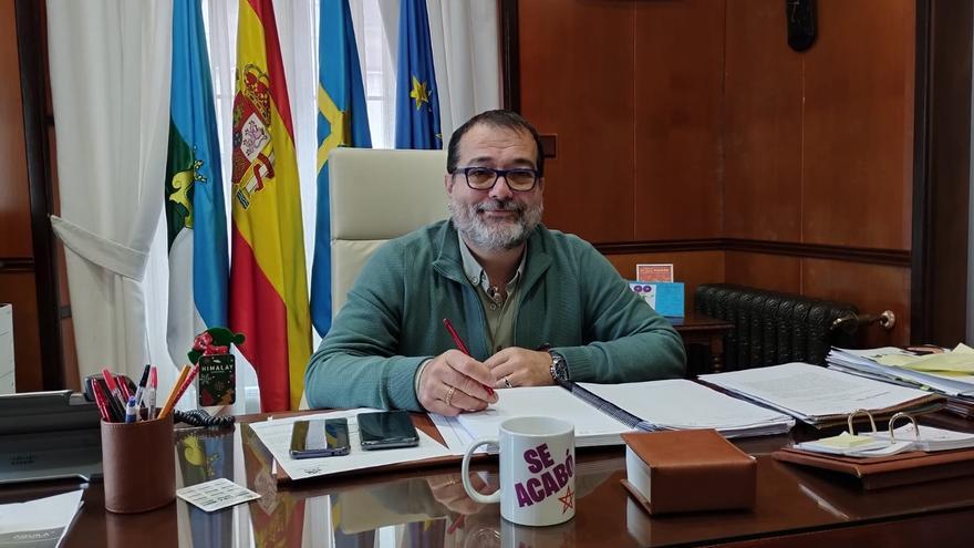 Roberto García, alcalde de Langreo: &quot;El agua es el oro del futuro y nosotros vamos a defender la nuestra hasta el final&quot;