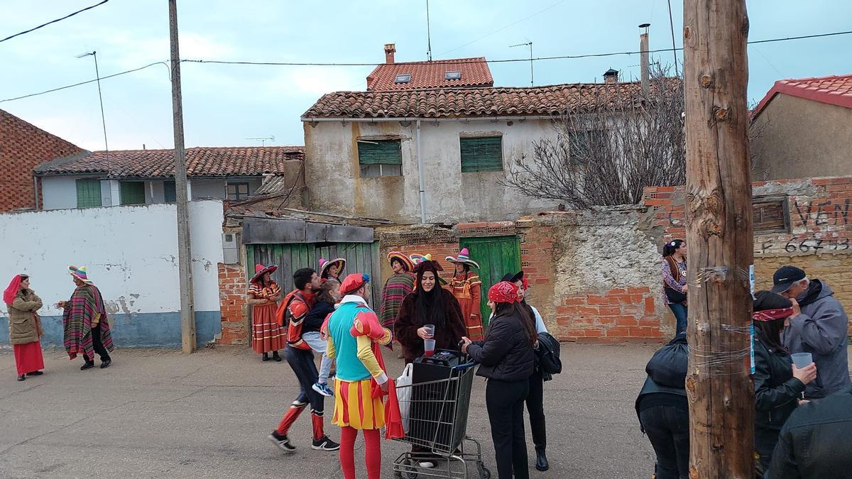 Fiesta de Carnaval en Santa Croya de Tera. / E. P.