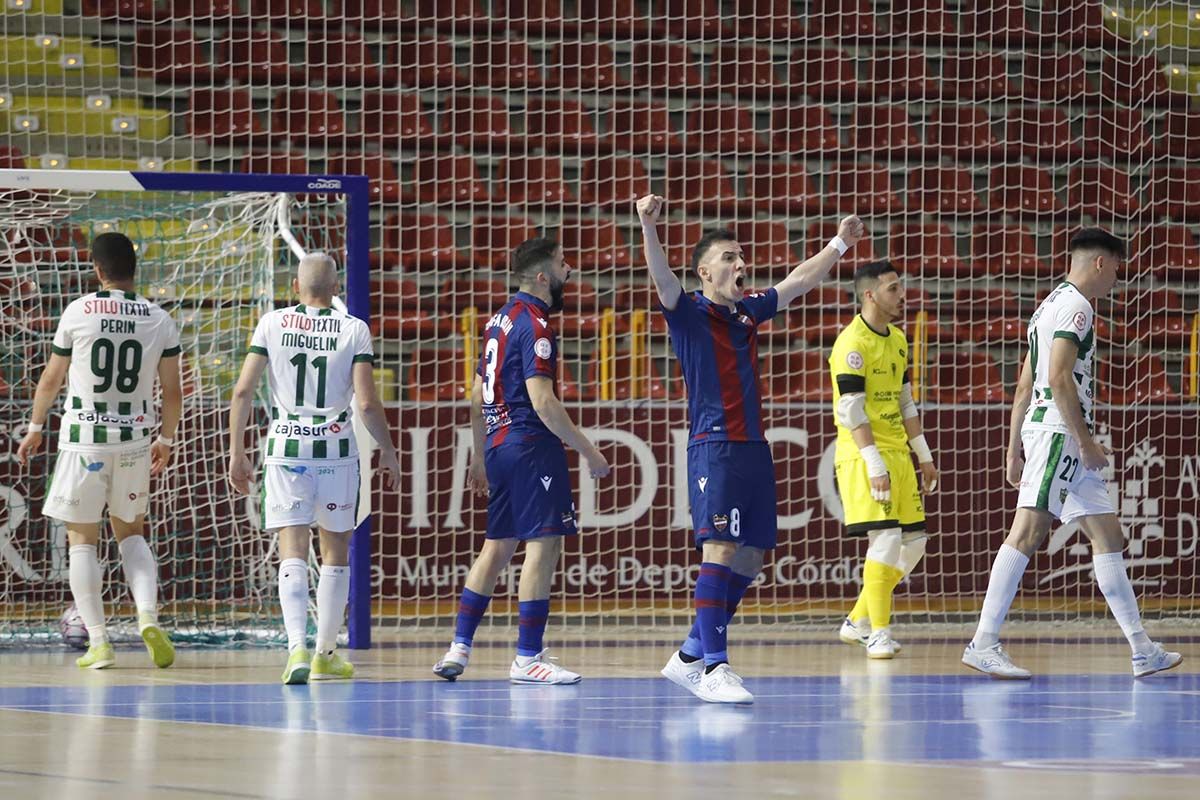 En imágenes el Futsal Córdoba Levante