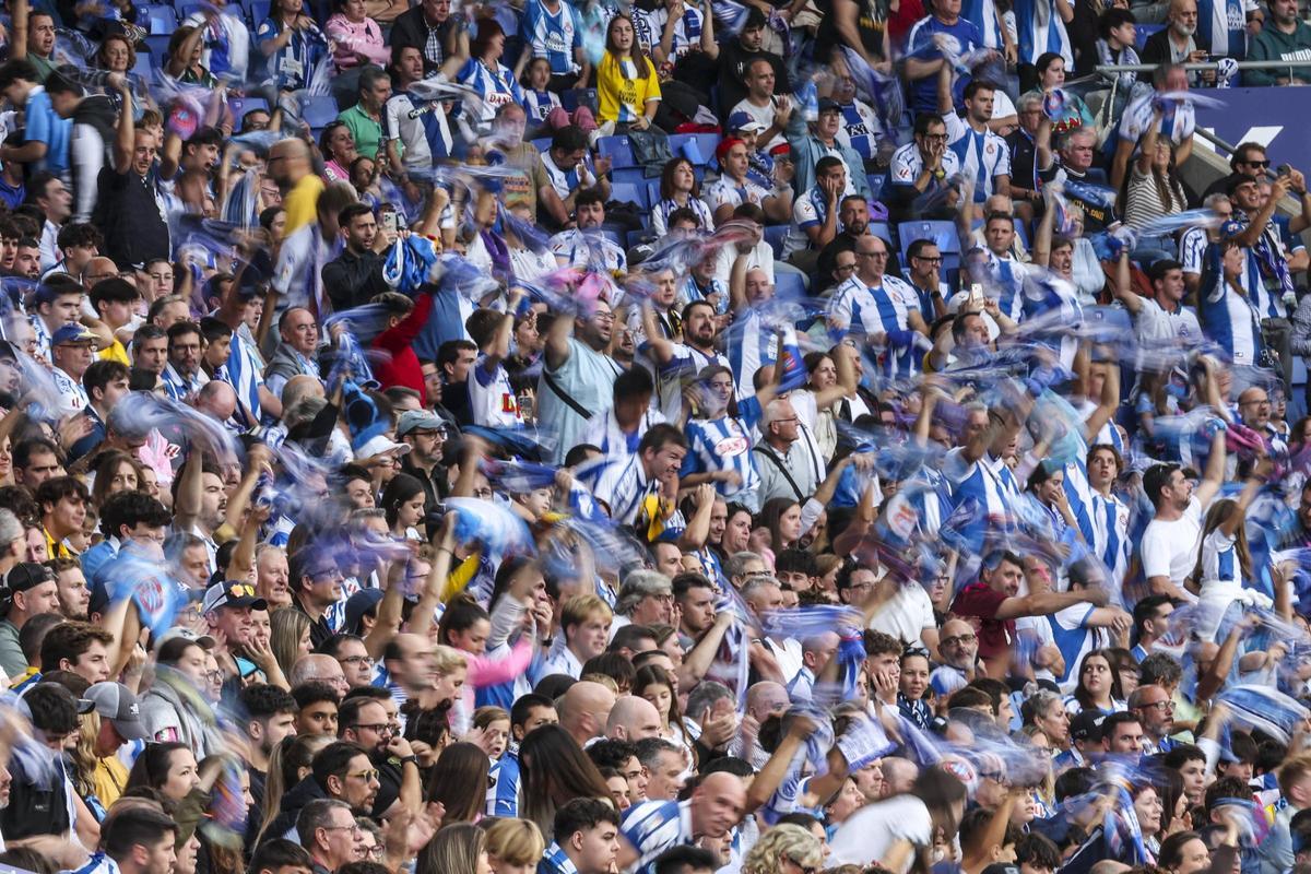 Aficionados del Espanyol, en un partido de la temporada 25/26