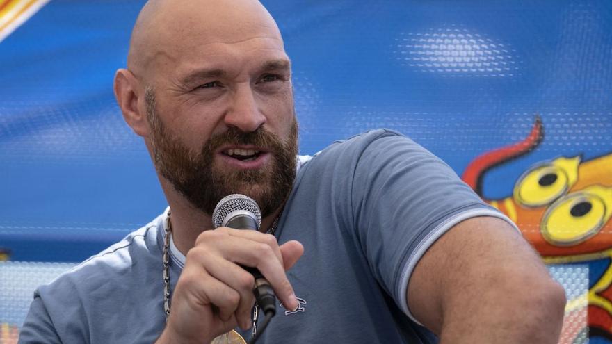 Fury se plantea organizar un combate en el Heliodoro