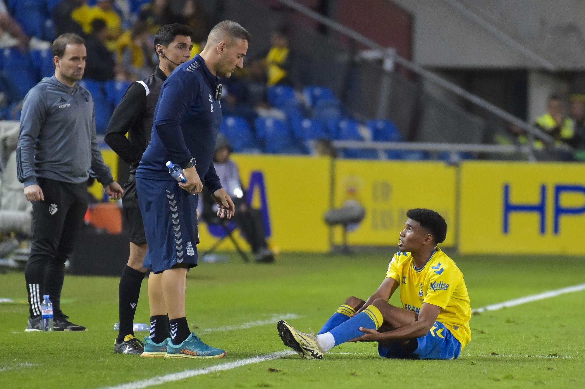 El partido UD Las Palmas-CA Osasuna, en imágenes