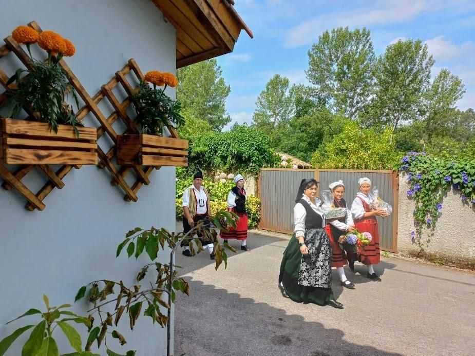 LNE 4 CARMEN FIESTA AMANDI.jpg