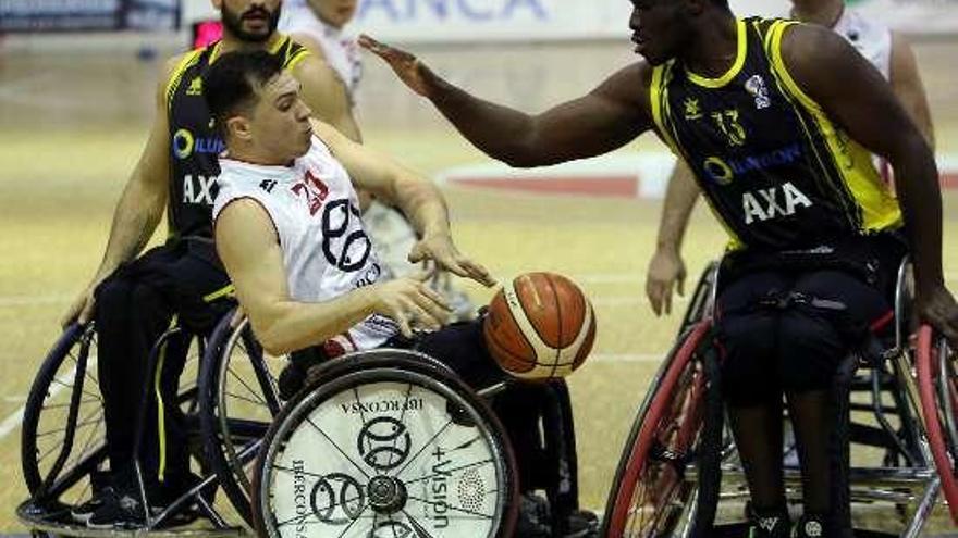 Imagen de un partido reciente del Amfiv. // Marta G.Brea