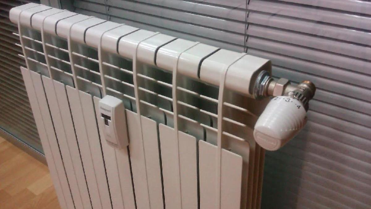 Un radiador de calefacción de hogar.