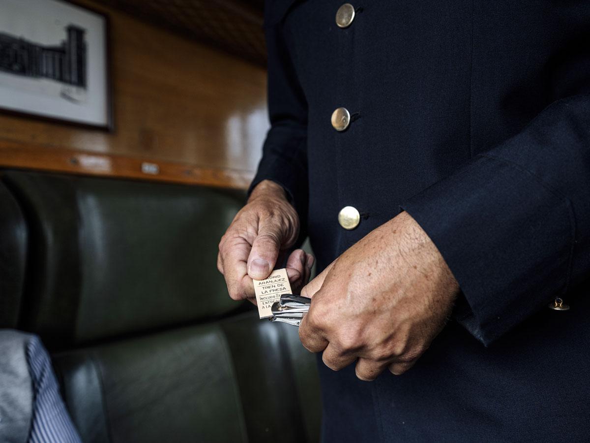 El precio asciende a 24 euros por persona e incluye el trayecto teatralizado de ida y el viaje de vuelta a la capital