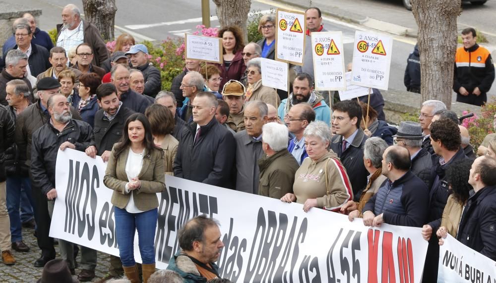 Mos se planta contra la paralización de las obras de la A-55 // R. Grobas