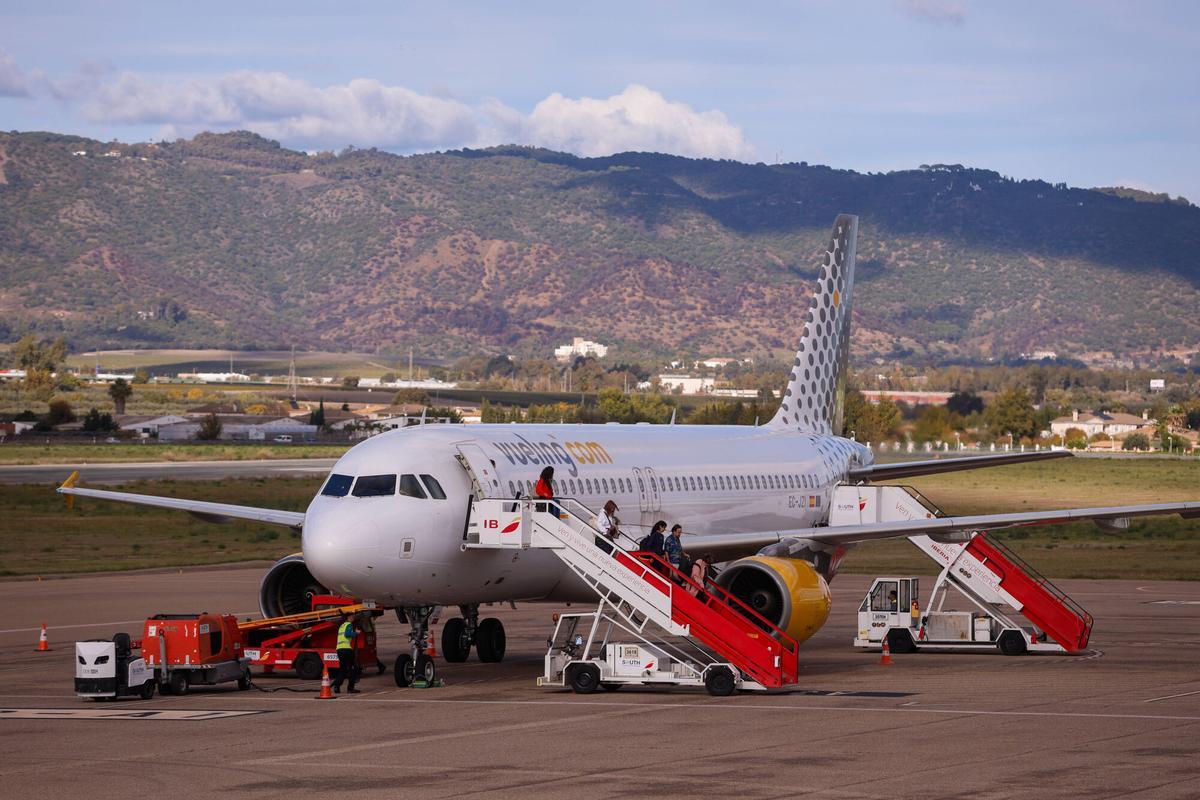 El Aeropuerto de Córdoba desde dentro. Avion Vueling