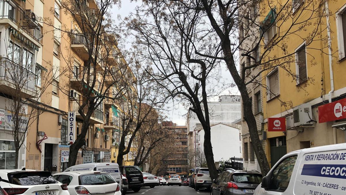 Vídeo | Sanguino Michel: el viejo recuerdo de los chalets que marcaron una época en Cáceres