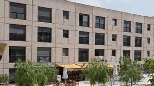 La UAB investiga un brot de Covid a la Vila Universitària