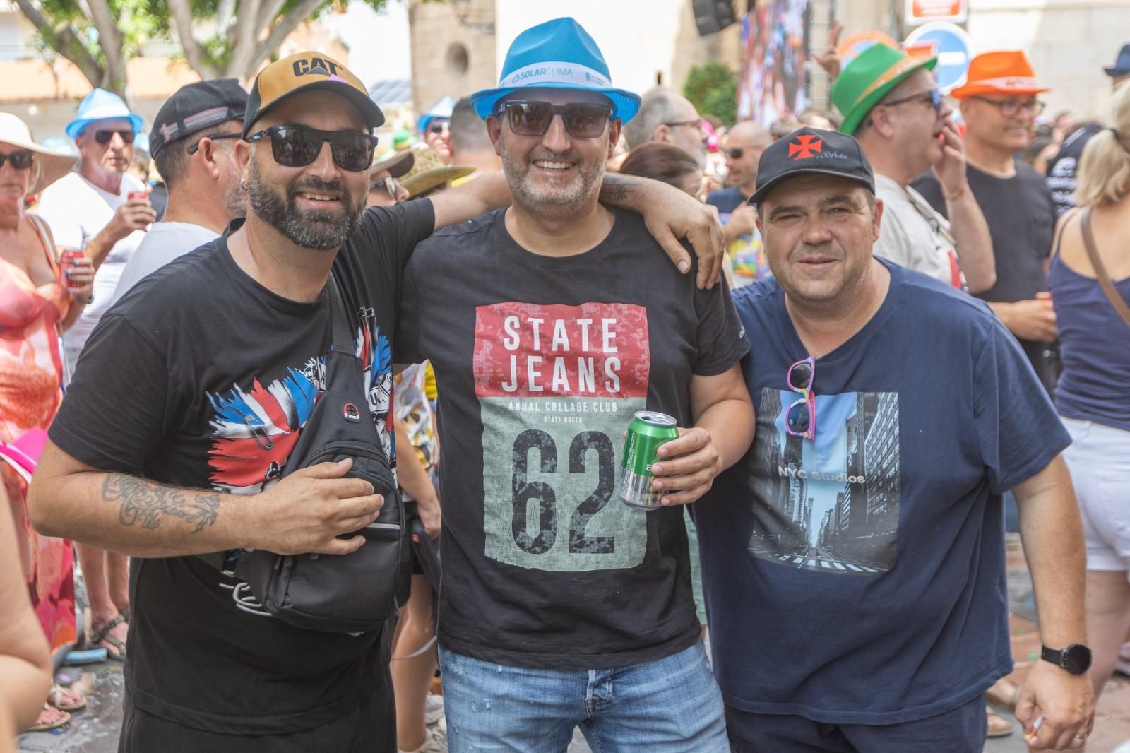 El primer Chupinazo, el de Catral, arranca el ciclo de fiestas veraniegas de los pueblos de la Vega Baja