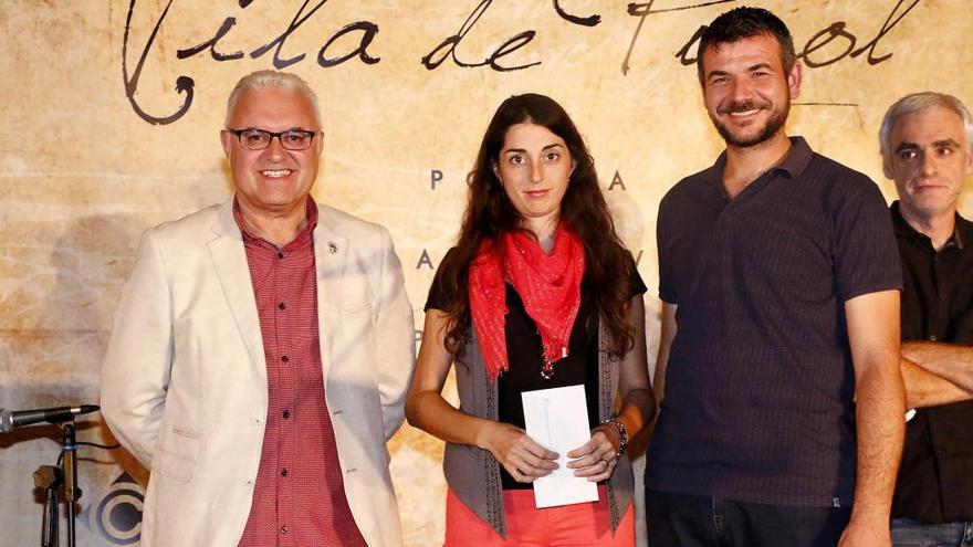 Carolina Valls gana el XXXI Concurso de Pintura con «Espacio Envuelto IV»