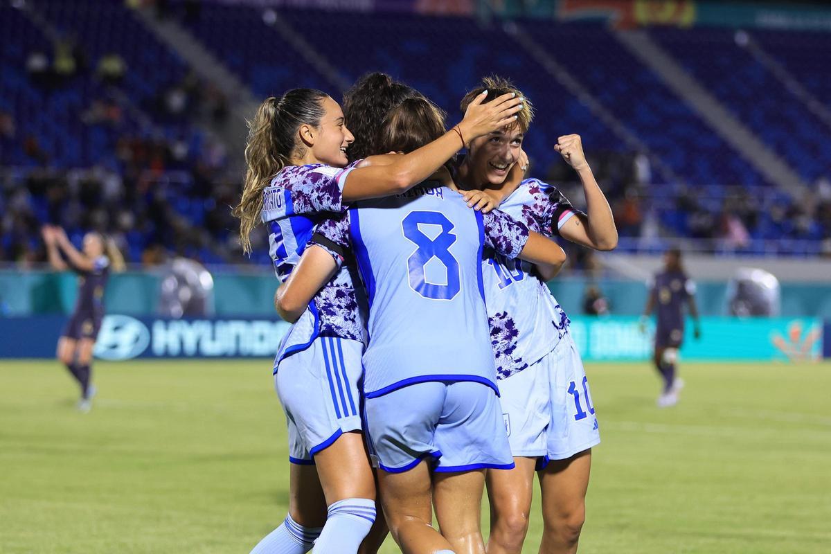 España venció a Inglaterra por 3-0 en la semifinal del Mundial sub-17