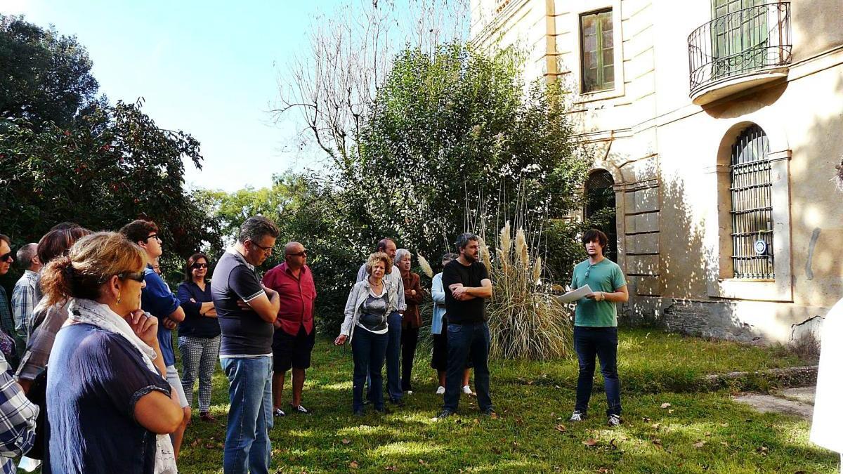 Les visites guiades per gaudir del patrimoni cultural de Fortià tenen bona acollida al llarg de l&#039;any