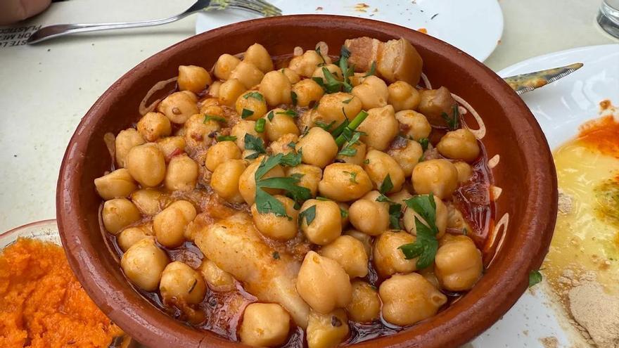 Tenerife’s Traditional Guachinches Defy Mass Tourism with Zero-Kilometer Dining