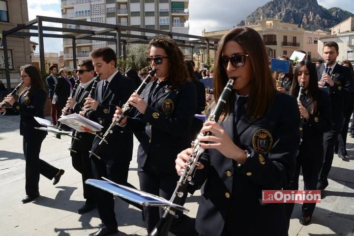 Procesión de los Estandartes y pregón de la Seman Santa de Cieza 2015