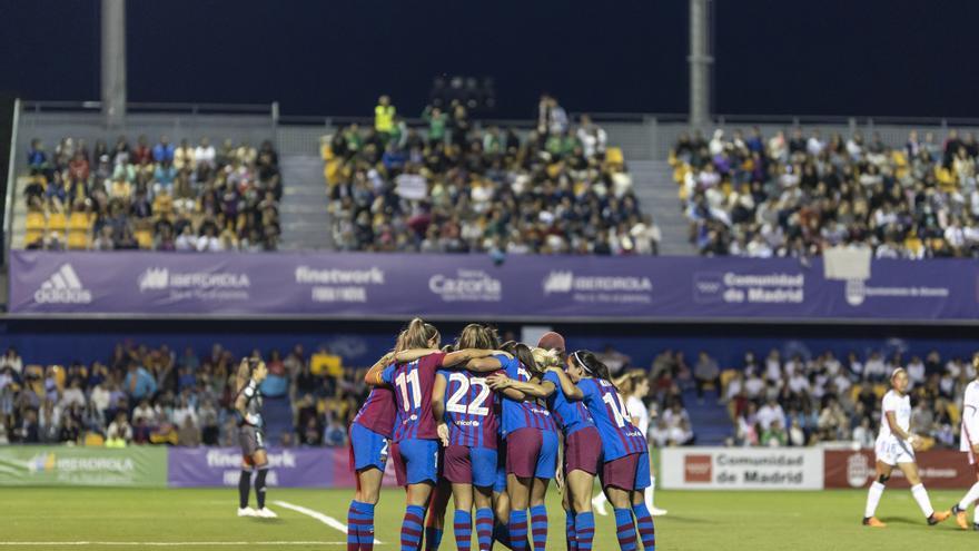 Las jugadoras del FC Barcelona celebran su victoria en semifinales de la Copa de la Reina.