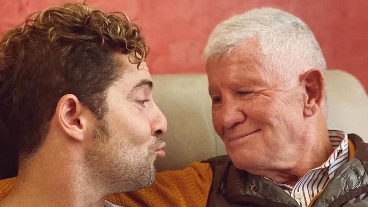 David Bisbal junto a su padre, Pepe, expúgil almeriense que ha fallecido este martes.