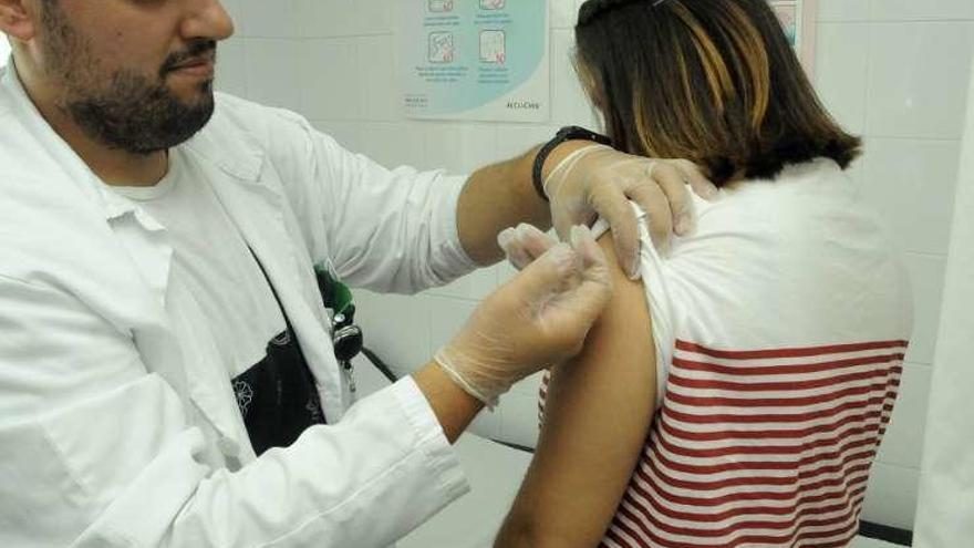 Campaña de vacunación contra la gripe. // Iñaki Abella