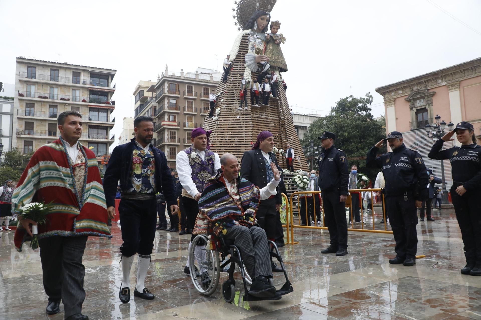 Búscate en el primer día de ofrenda por la calle de Quart (entre las 17:00 a las 18:00 horas)