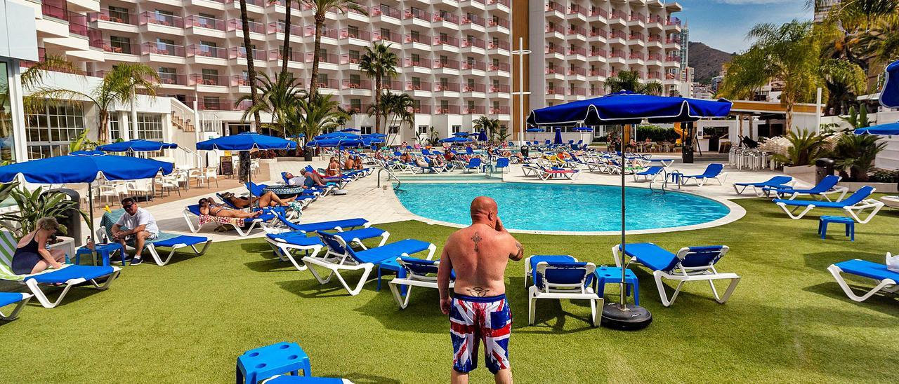 La terraza de uno de los hoteles de Benidorm