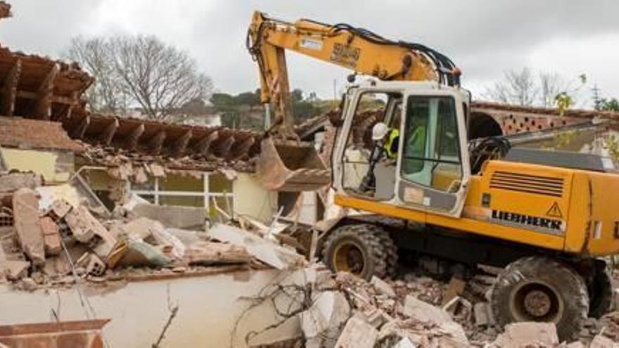 Les obres d'enderroc van arrencar ahir al matí i està previst que acabin abans de l'estiu.