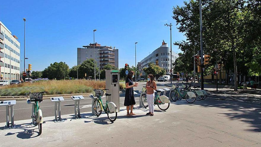 Madrenas i Sureda, en la inauguració de la nova estació.