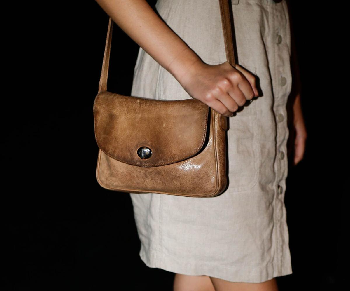 Street style Madrid Fashion week, bolso de cuero