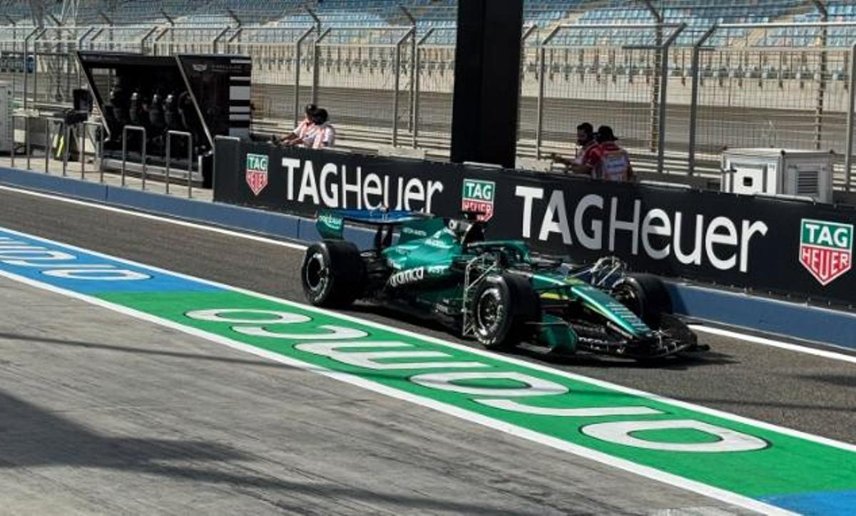 El Aston Martin, en marcha