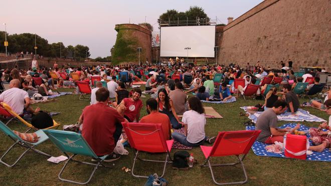 Vuelve el cine al aire libre en Barcelona: 16 noches acompañadas de música en directo y con entradas ya a la venta