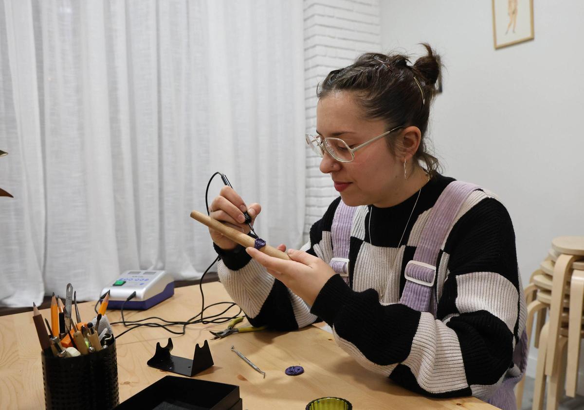 Con sus propias manos... en Vigo