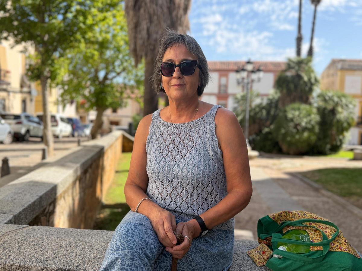 Mar Testón, vecina de la calle Picadores, junto a la plaza de Santiago.
