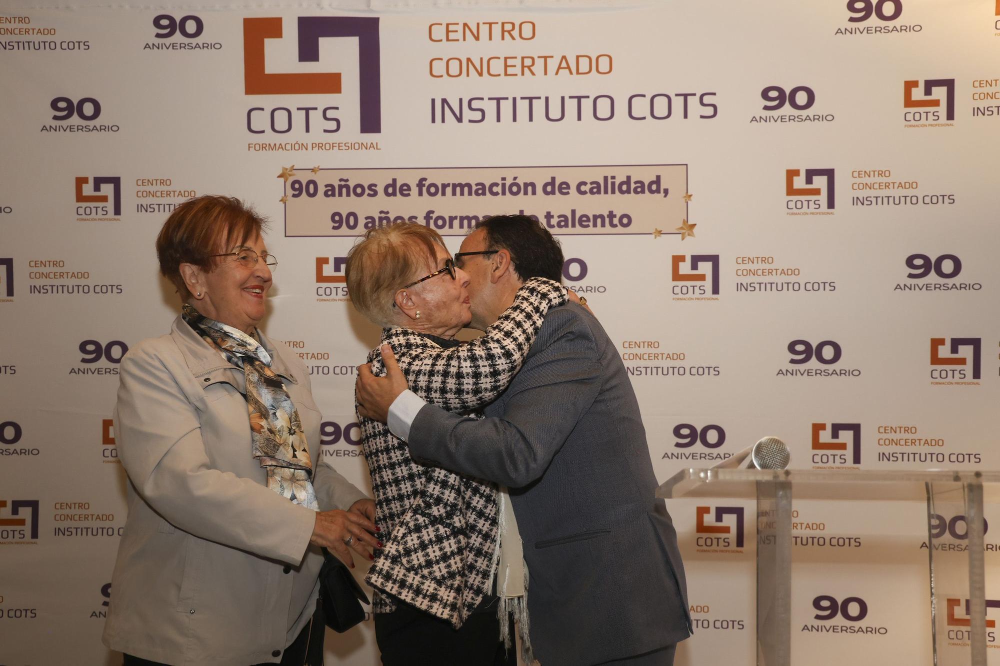 90 aniversario Instituto Cots