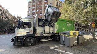 Retraso en la contrata de limpieza de Barcelona: más de 200 vehículos sin entregar