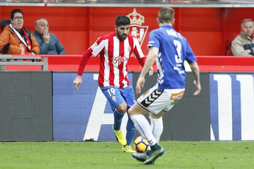 El partido entre el Sporting y el Alavés, en imágenes