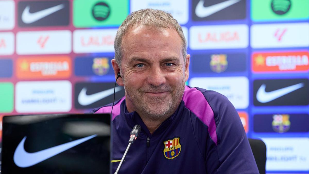 Hansi Flick, en rueda de prensa en la Ciutat Esportiva